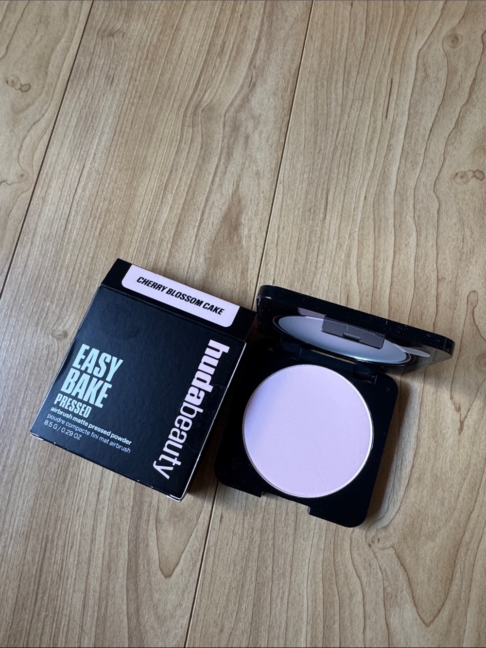 huda beauty Easy Bake Pressed Powder - Cherry Blossom Cake